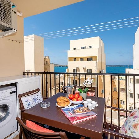 Sea Bliss Apartments With Terrace Just Off Seafront In St Paul'S Bay - By Getawaysmalta セント・ポールズ・ベイ エクステリア 写真